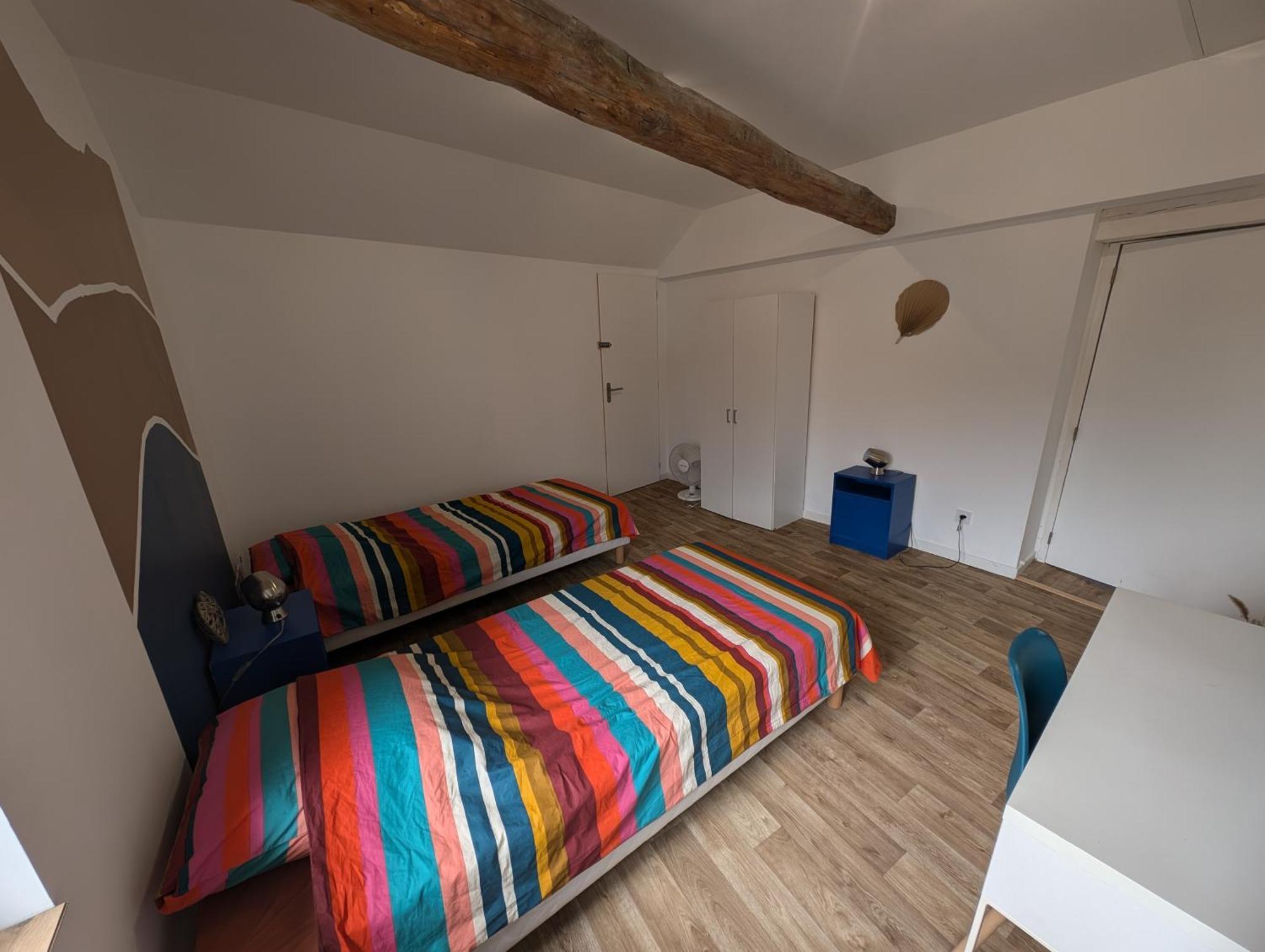 Charmant Duplex 100M2 Mouchard Luaran gambar