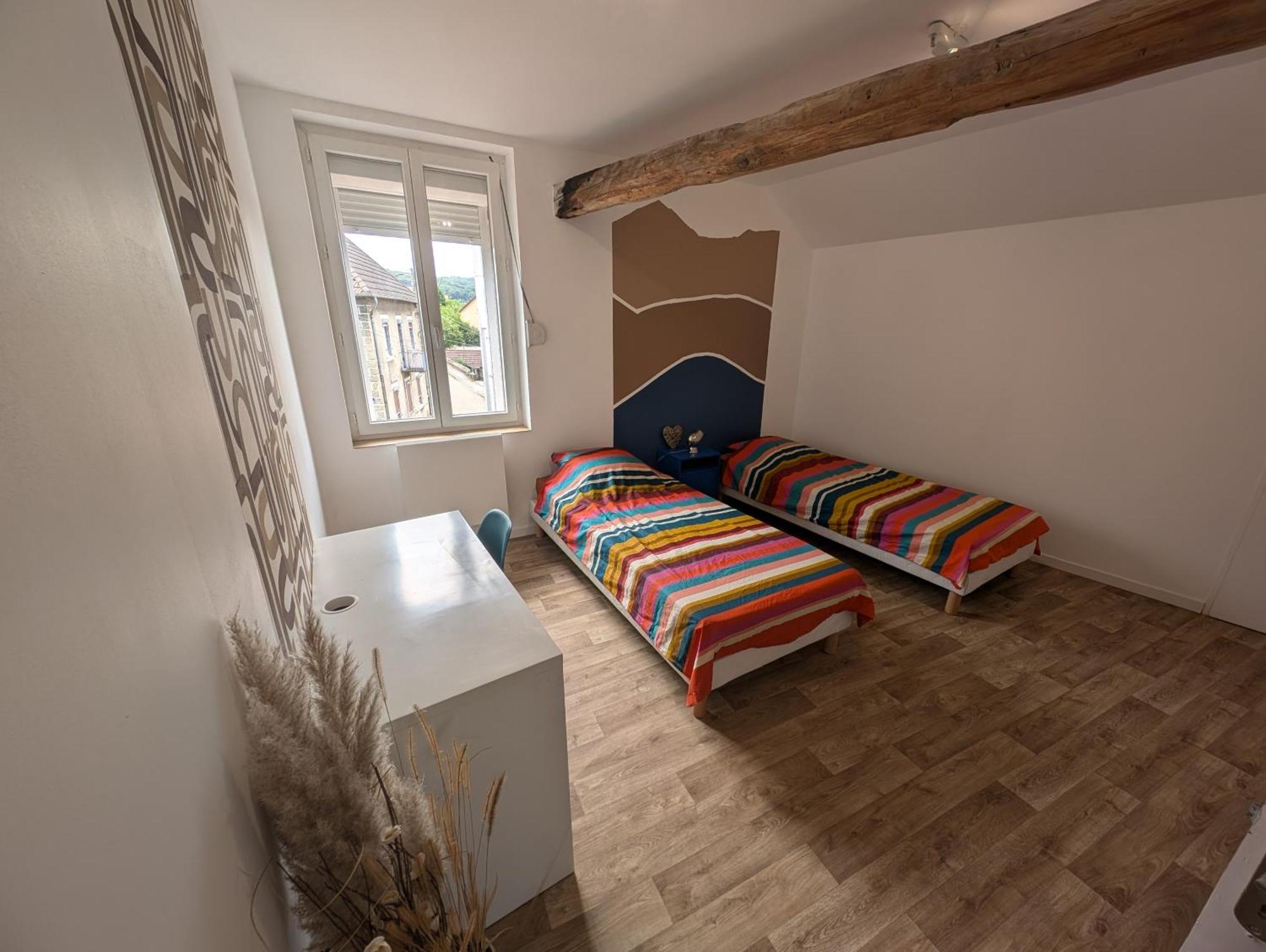 Charmant Duplex 100M2 Mouchard Luaran gambar