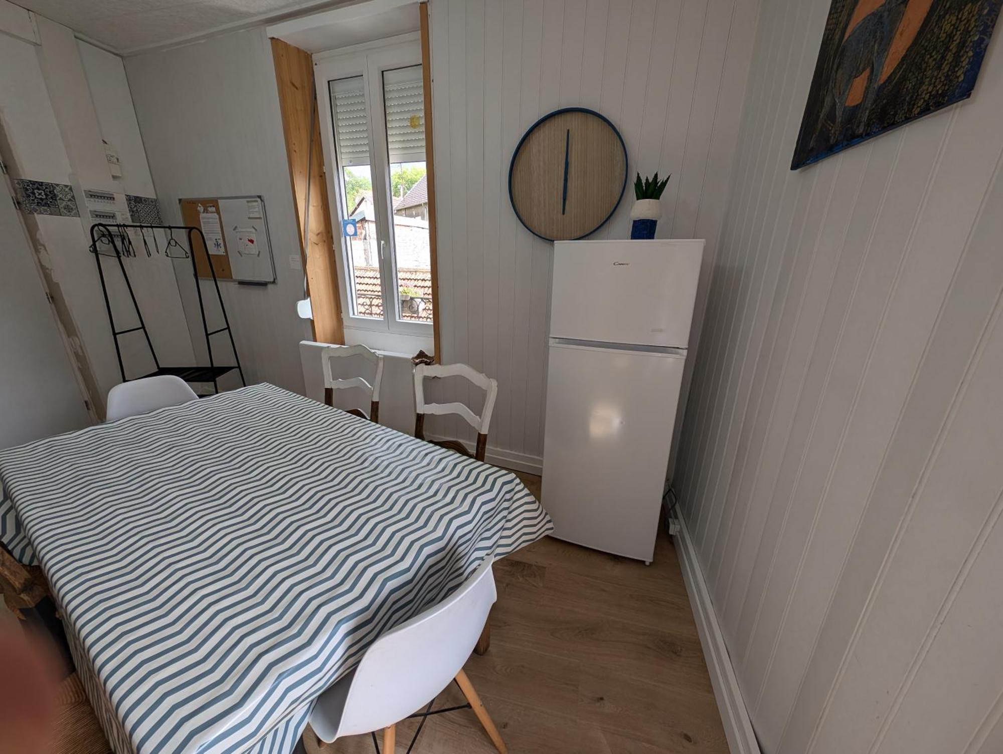 Charmant Duplex 100M2 Mouchard Luaran gambar