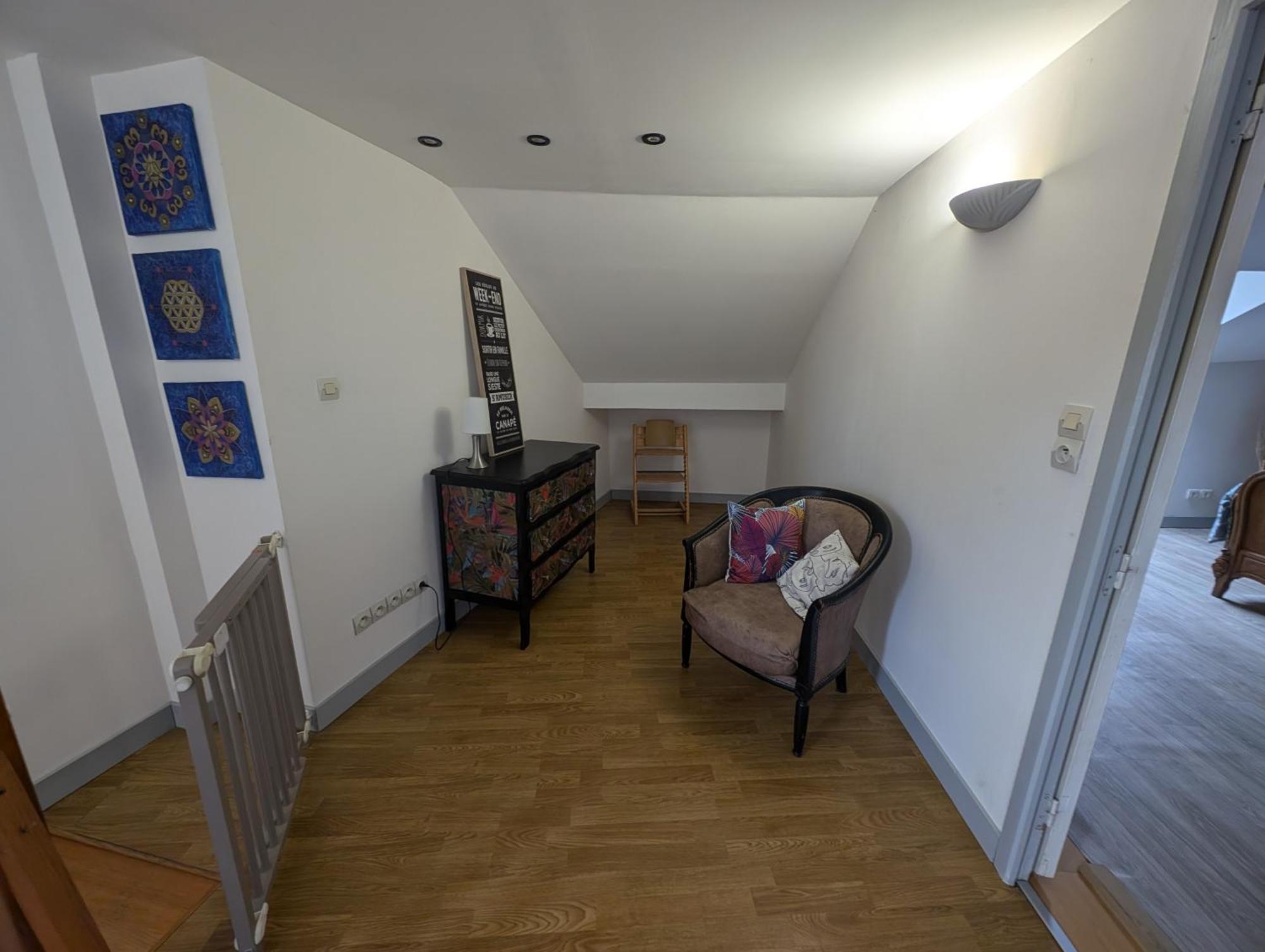 Charmant Duplex 100M2 Mouchard Luaran gambar
