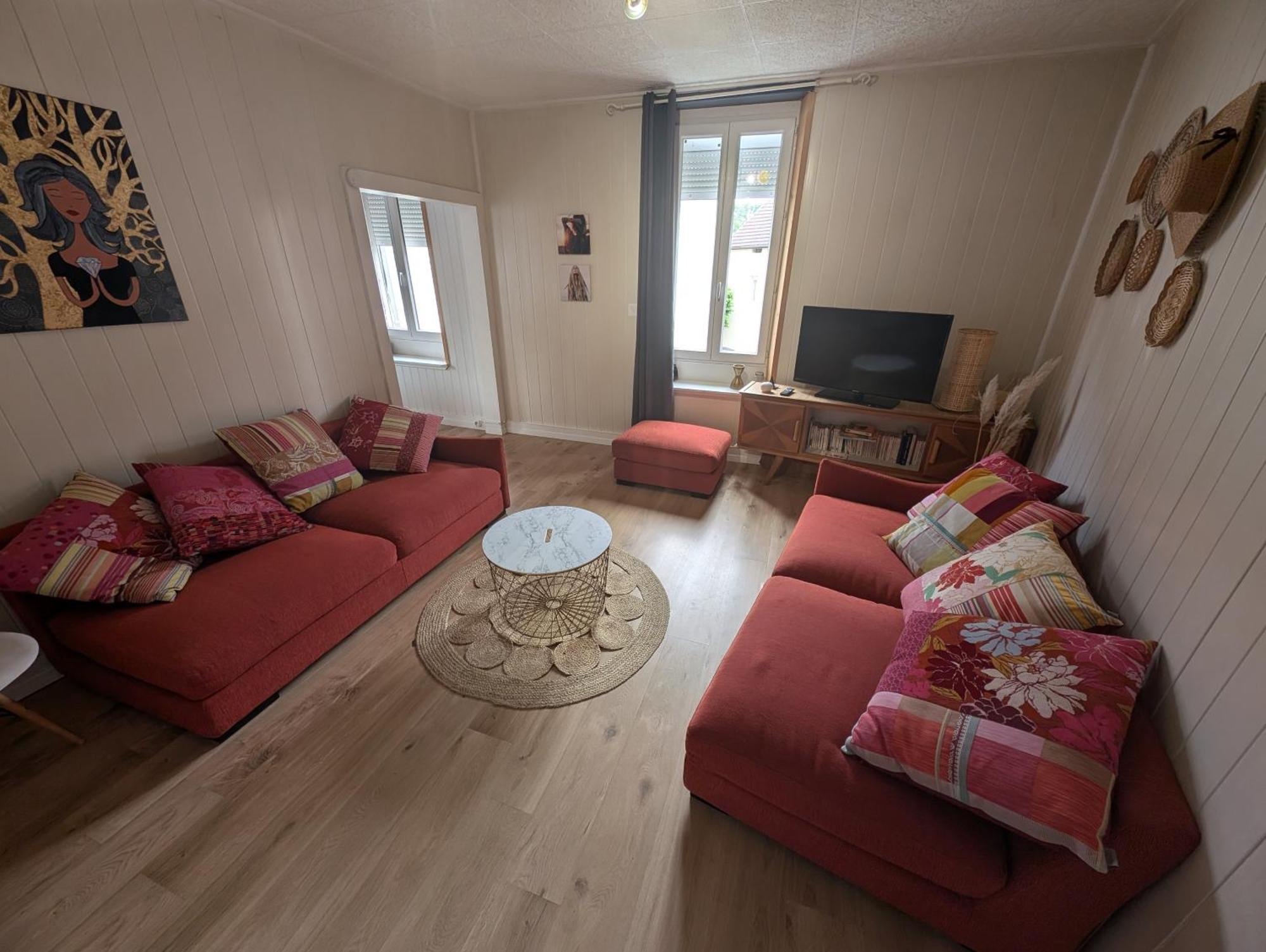 Charmant Duplex 100M2 Mouchard Luaran gambar