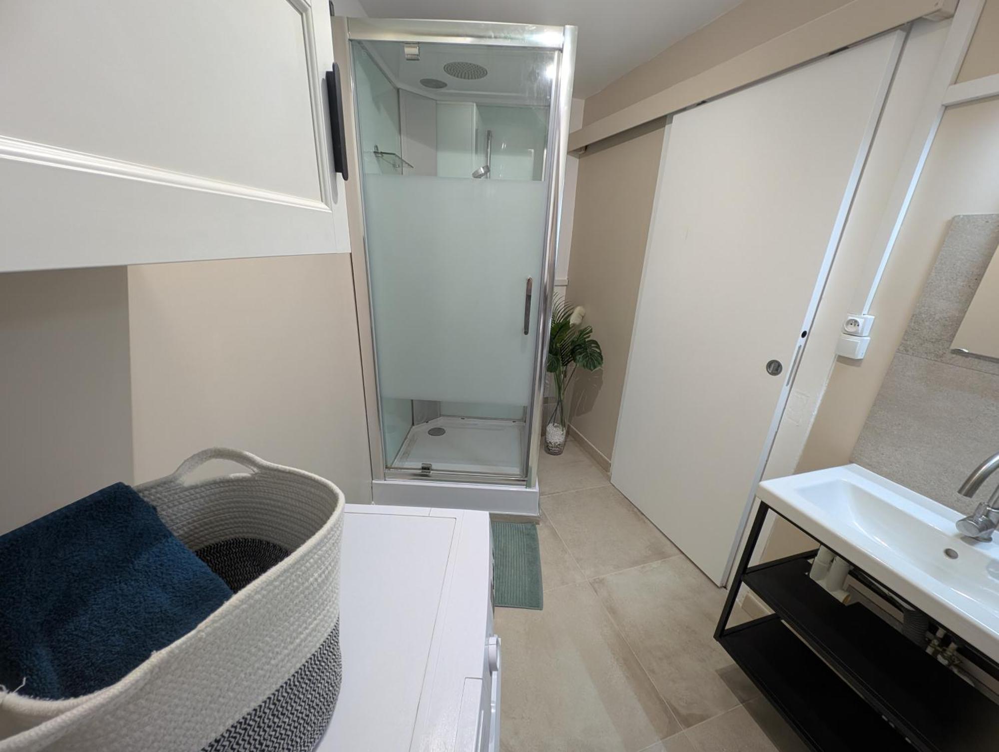 Charmant Duplex 100M2 Mouchard Luaran gambar